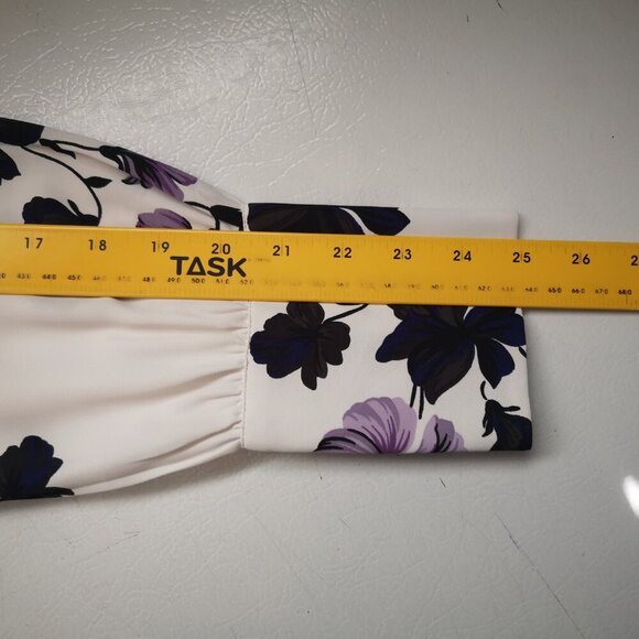 Ann Taylor Ladies Size Medium Off White with Flower Print Loose Fit Blouse - Picture 8 of 9